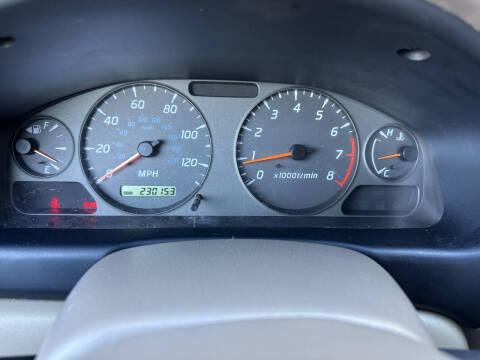 2002 Nissan Sentra GXE