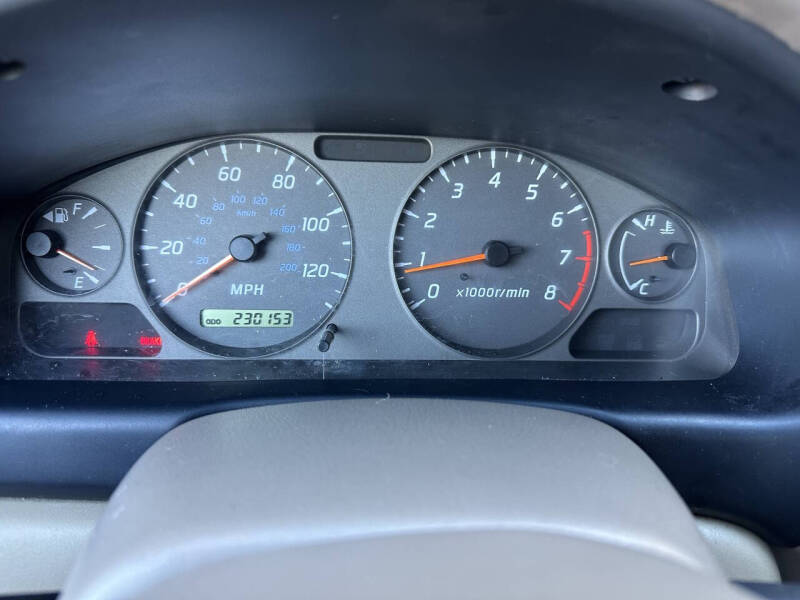 2002 Nissan Sentra GXE