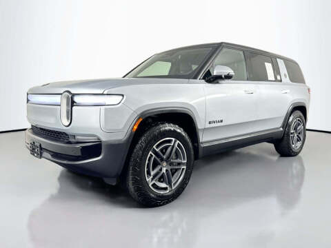 2025 Rivian R1S