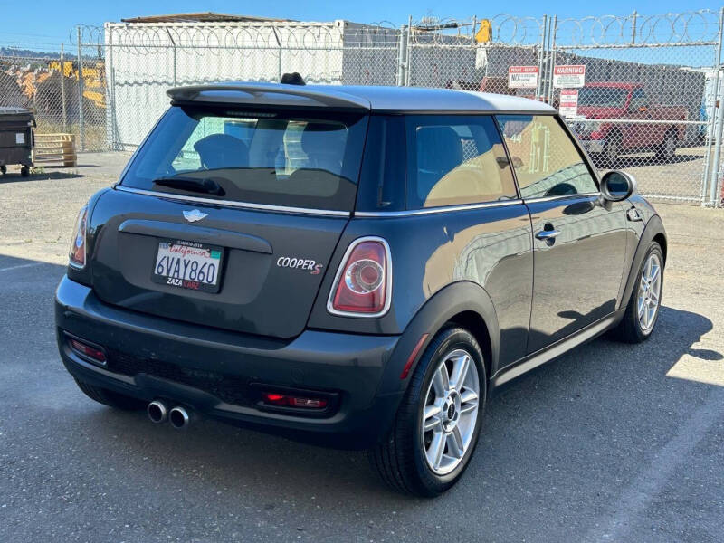 2012 MINI Cooper Hardtop S