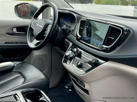 2021 Chrysler Pacifica Touring L