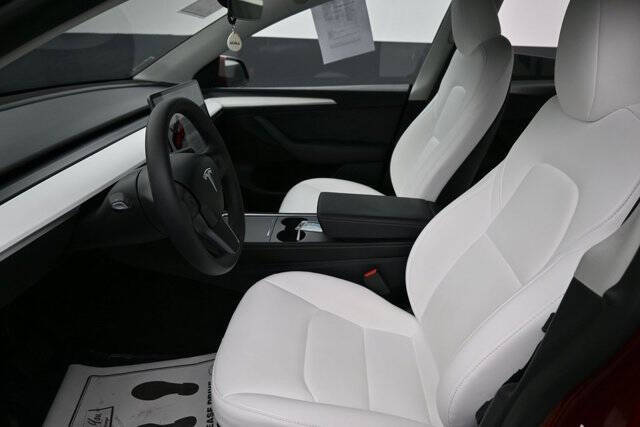 2025 Tesla Model Y Long Range