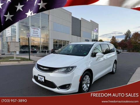 2018 Chrysler Pacifica Touring Plus