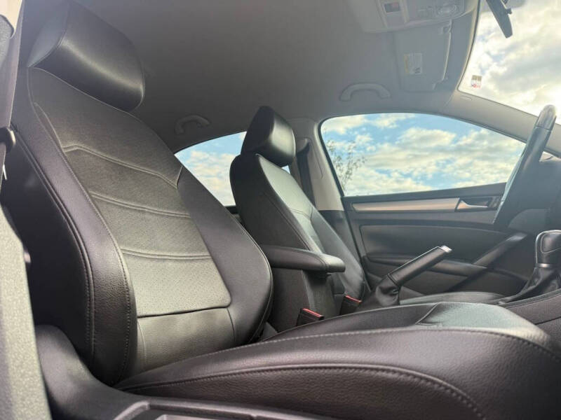 2015 Volkswagen Passat 1.8T Wolfsburg Edition