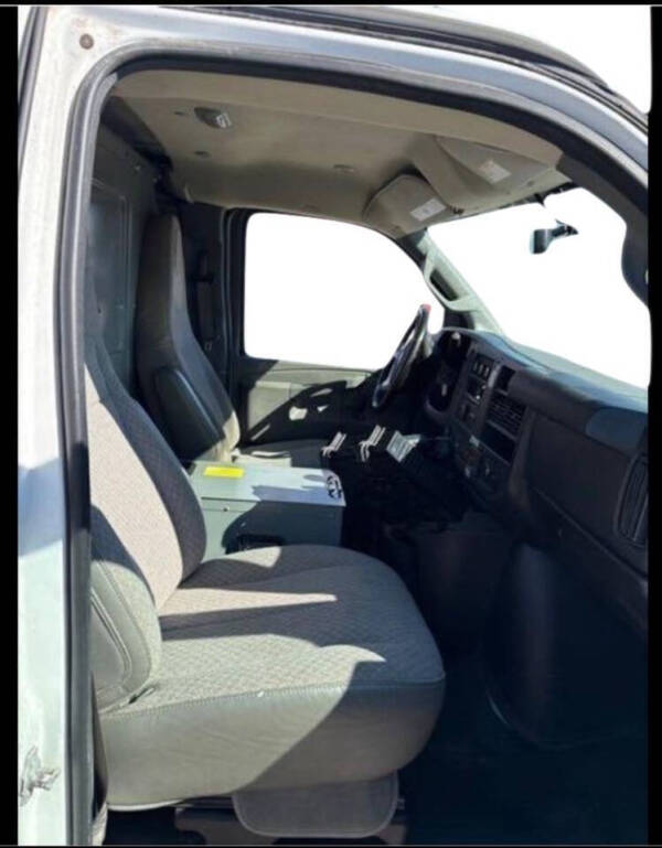 2016 Chevrolet Express 2500