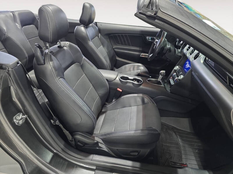 2020 Ford Mustang EcoBoost Premium