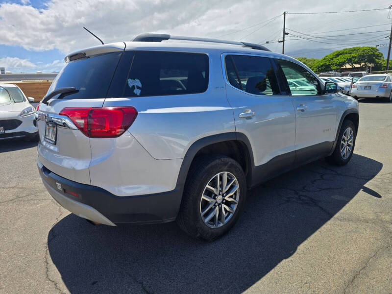 2017 GMC Acadia SLE-2