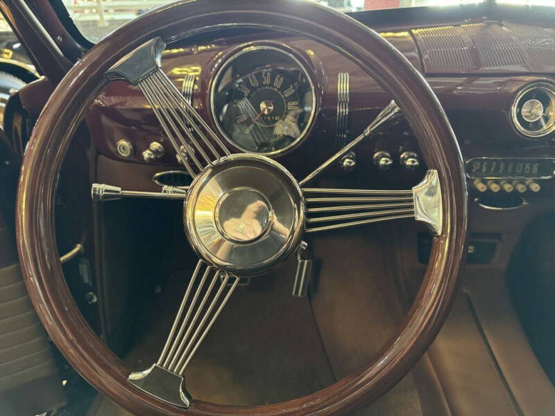 1949 Ford Custom Woody Wagon