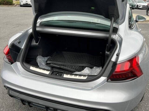 2022 Audi e-tron GT quattro Premium Plus