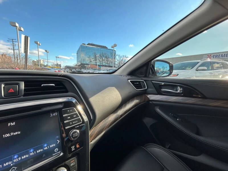 2016 Nissan Maxima Platinum