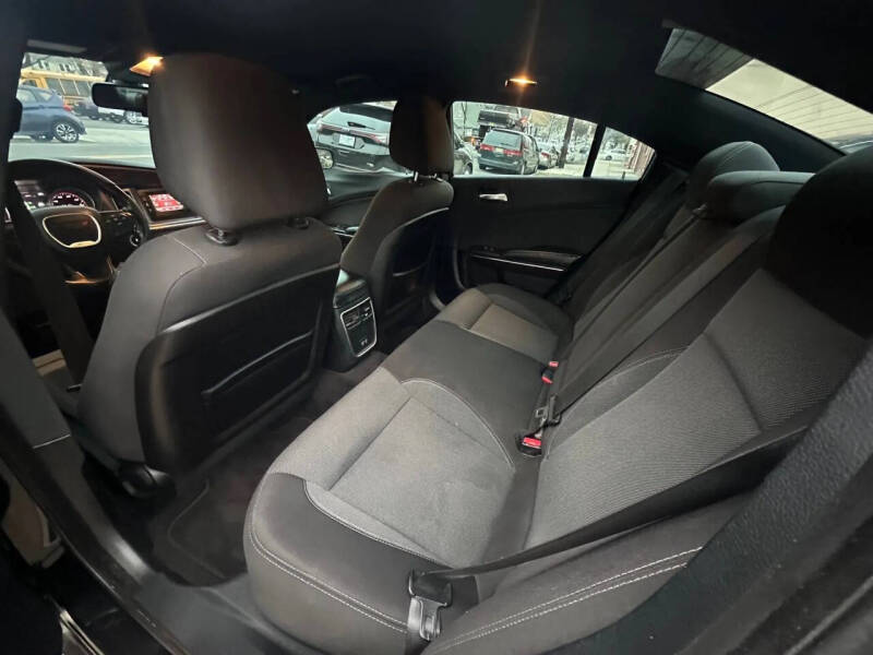 2015 Dodge Charger SE