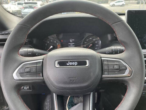 2023 Jeep Compass Trailhawk