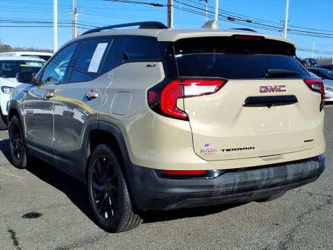 2023 GMC Terrain SLT