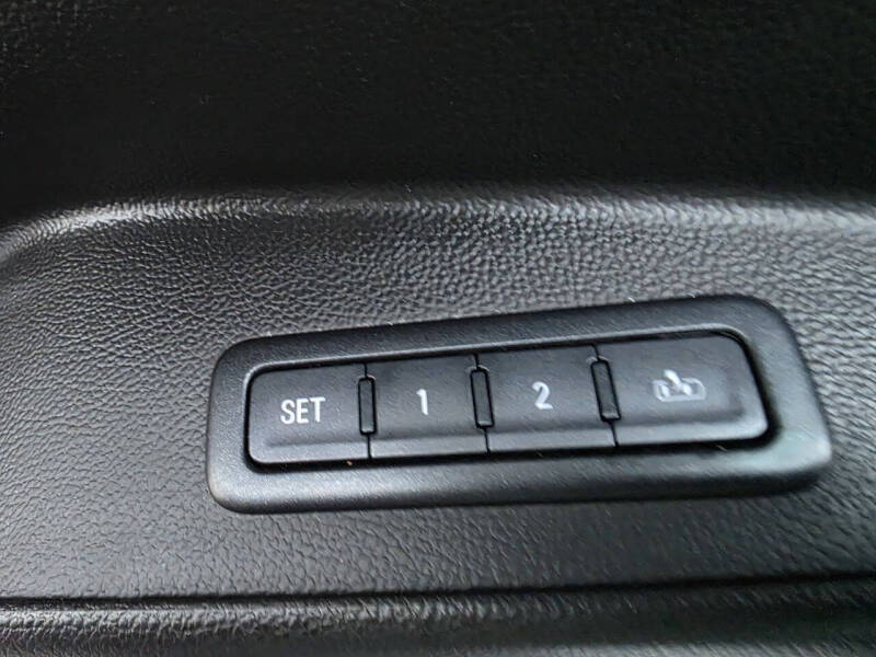 2015 Chevrolet Suburban LT