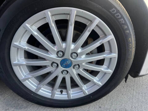 2013 Ford C-MAX Hybrid SE