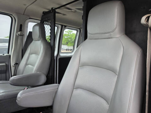 2009 Ford E-Series E-150