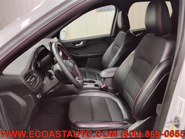 2025 Ford Escape ST-Line Select