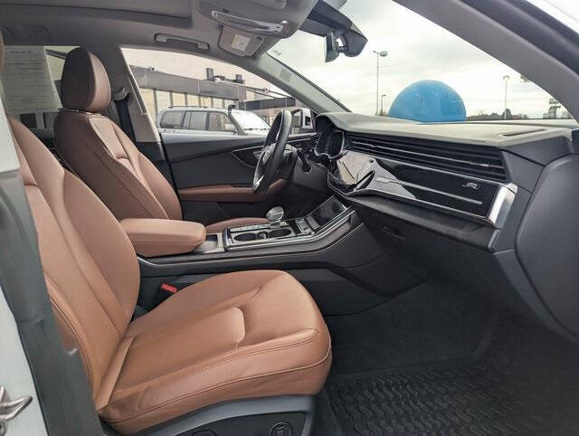 2022 Audi Q8 quattro Premium Plus 55 TFSI