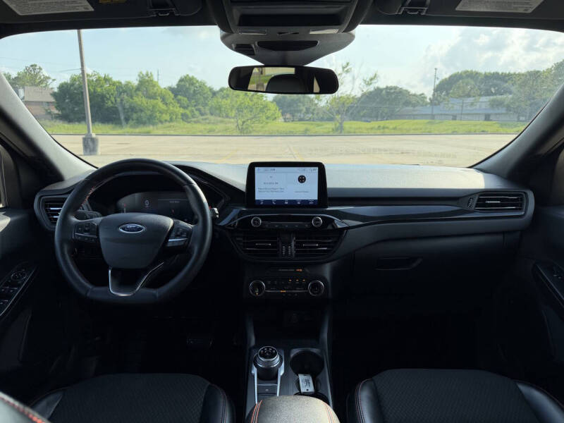 2024 Ford Escape ST-Line