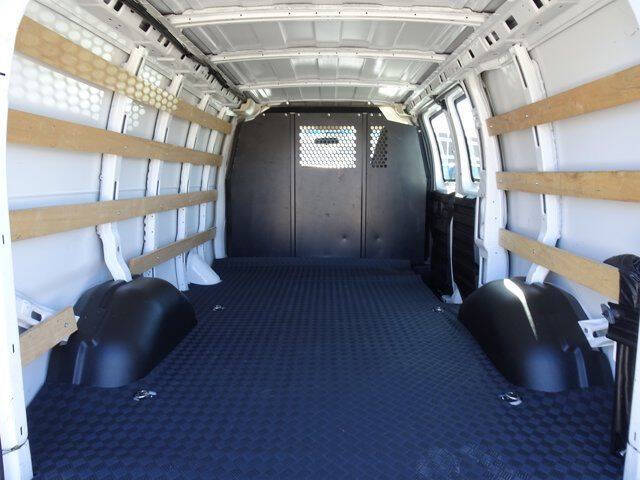 2024 Chevrolet Express 2500