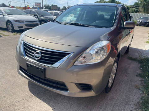 2013 Nissan Versa for sale at Sam's Auto Sales in Houston TX