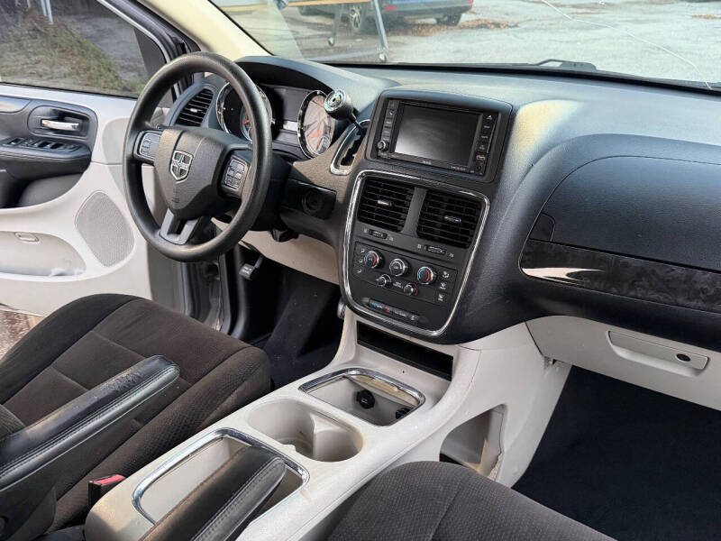 2013 Dodge Grand Caravan SXT - Photo 11