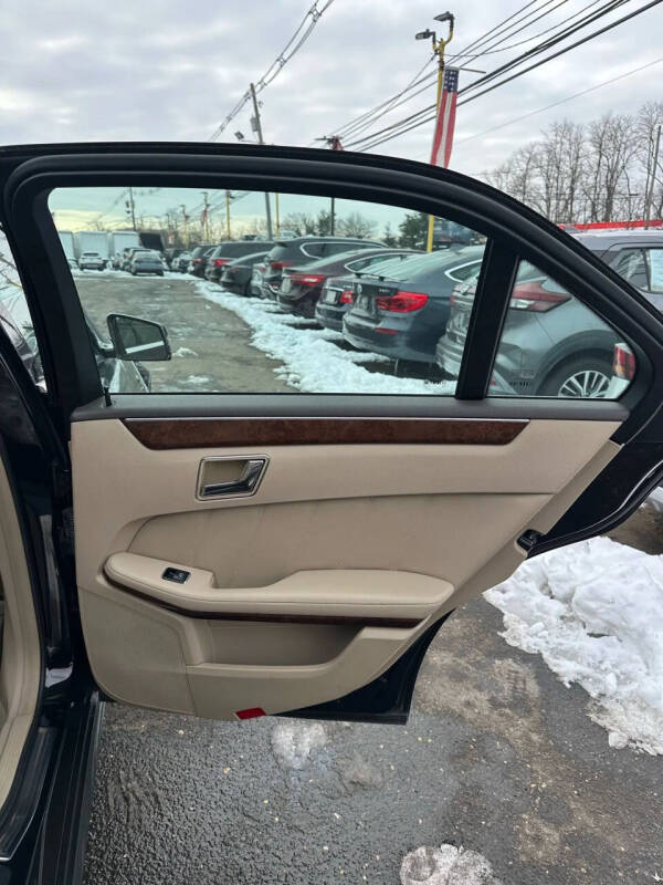 2011 Mercedes-Benz E-Class