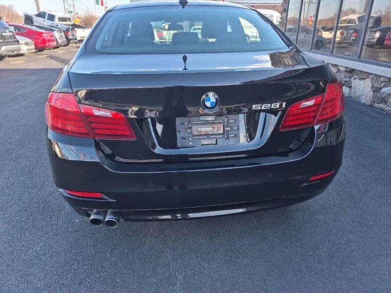 2015 BMW 5 Series 528i
