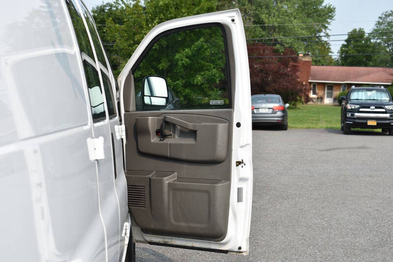 2017 Chevrolet Express 2500