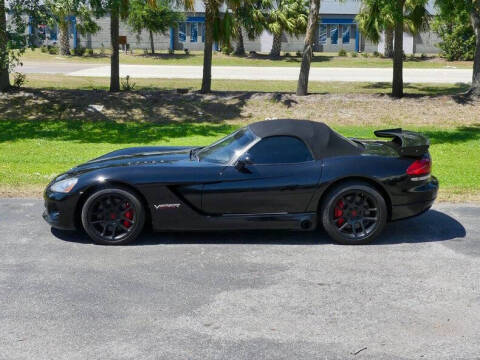 2004 Dodge Viper SRT-10