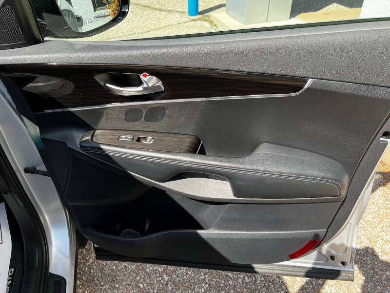 2020 Kia Sorento LX V6