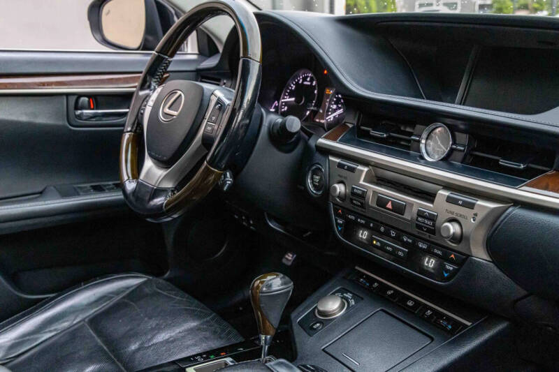 2015 Lexus ES 350
