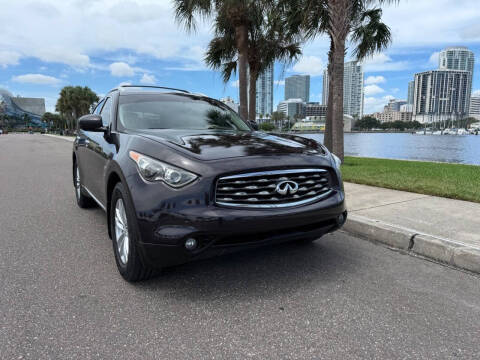 2011 Infiniti FX35