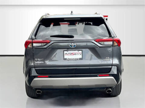 2022 Toyota RAV4 Hybrid SE