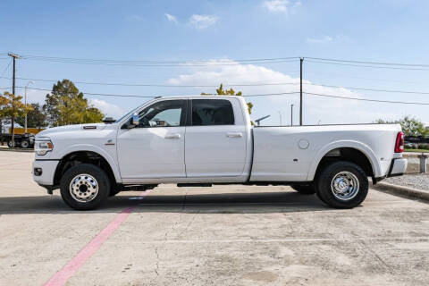 2022 RAM 3500 Laramie