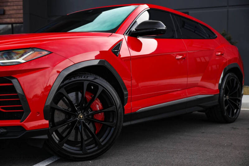 2020 Lamborghini Urus