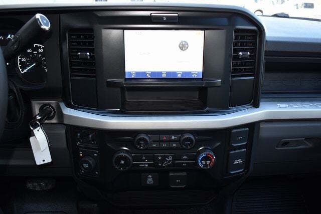 2025 Ford F-350 Super Duty XL