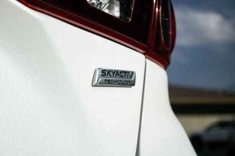 2017 Mazda MAZDA3 Sport