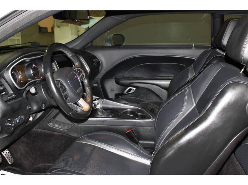 2017 Dodge Challenger