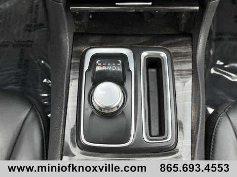 2015 Chrysler 300 Limited