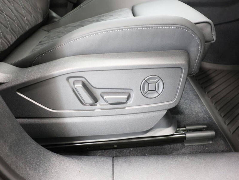 2026 Audi SQ5 quattro Premium Plus TFSI