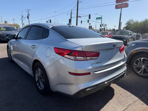 2020 Kia Optima LX