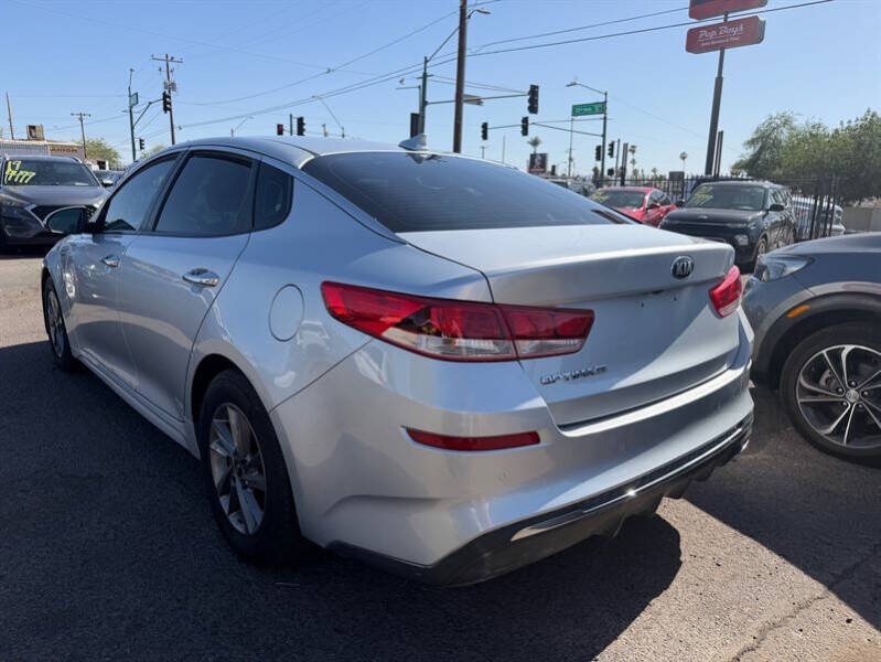2020 Kia Optima LX