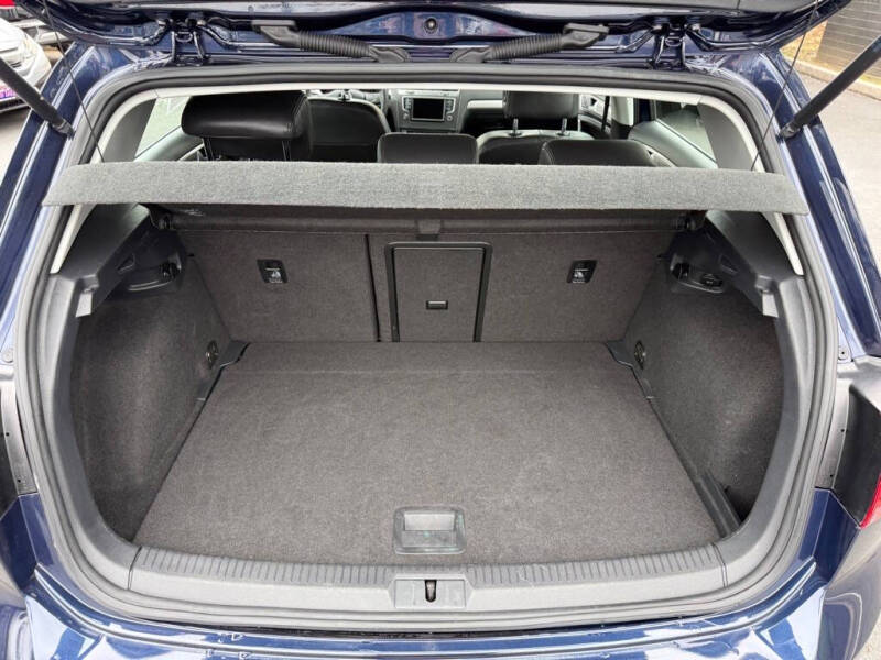 2016 Volkswagen e-Golf SE