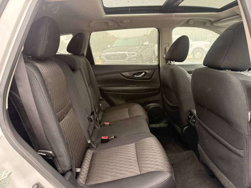 2018 Nissan Rogue SV