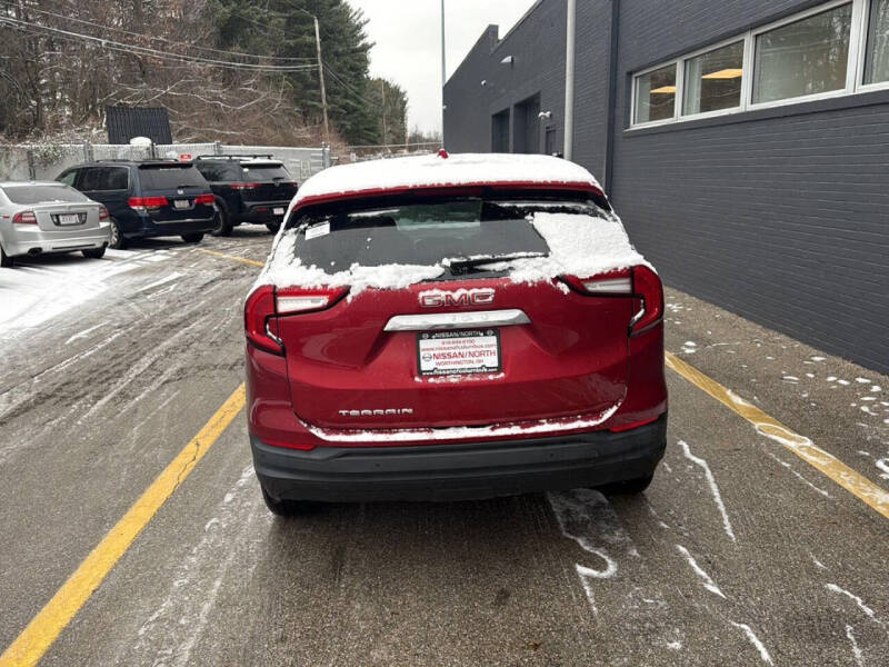 2022 GMC Terrain SLE