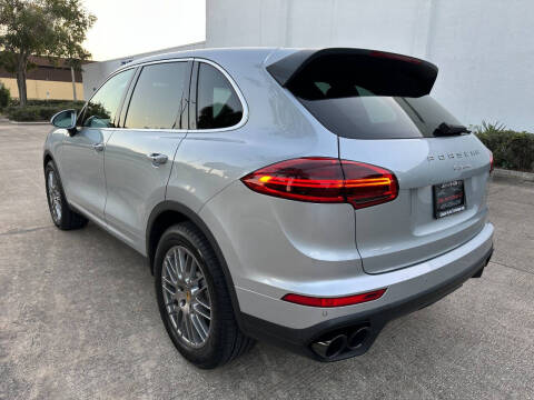 2016 Porsche Cayenne