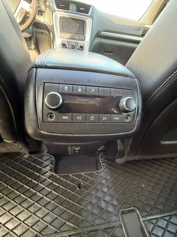 2015 GMC Acadia SLT-1