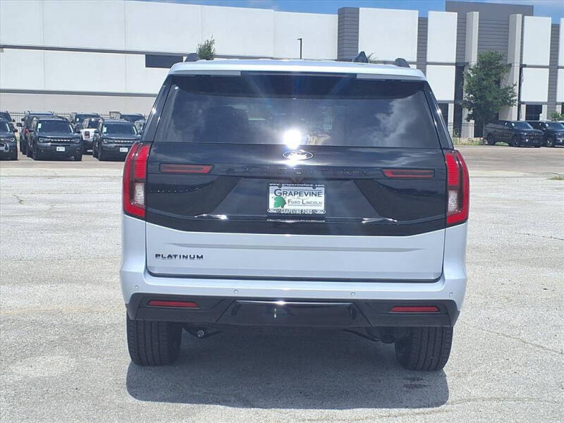 2026 Ford Expedition Platinum