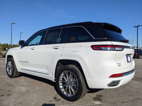 2025 Jeep Grand Cherokee Summit